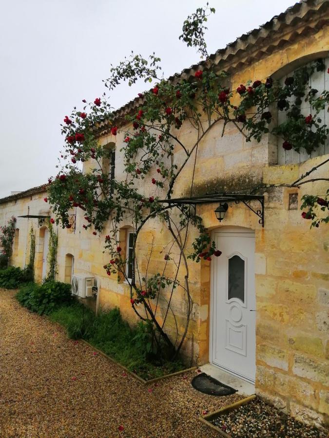 Hotel Domaine Du Chauvet Sainte-Eulalie  Exterior foto